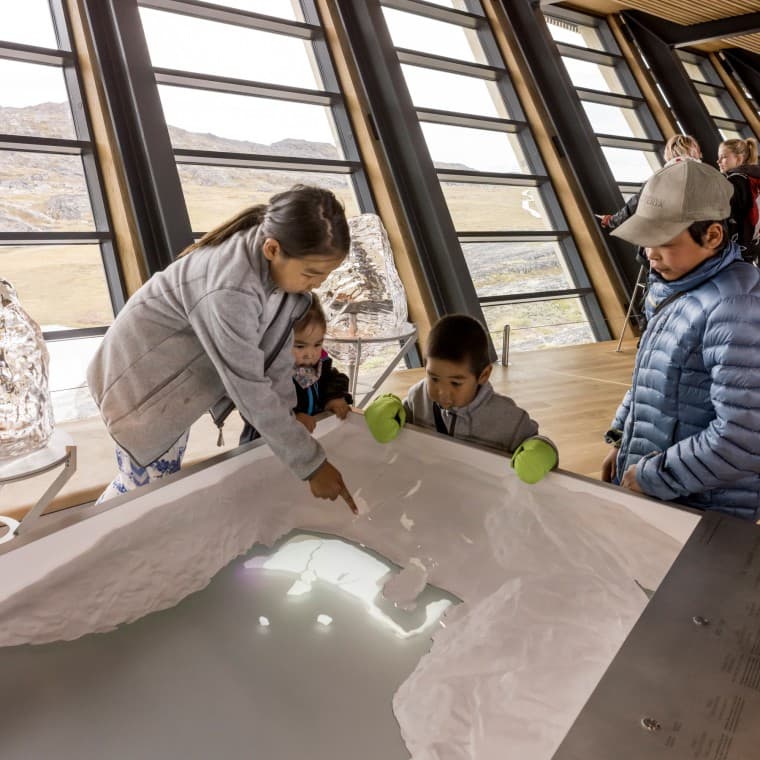 Children in the exhibition of the Icefjord Centre Ilulissat (© Adam Mørk) Children in the exhibition of the Icefjord Centre Ilulissat (© Adam Mørk)