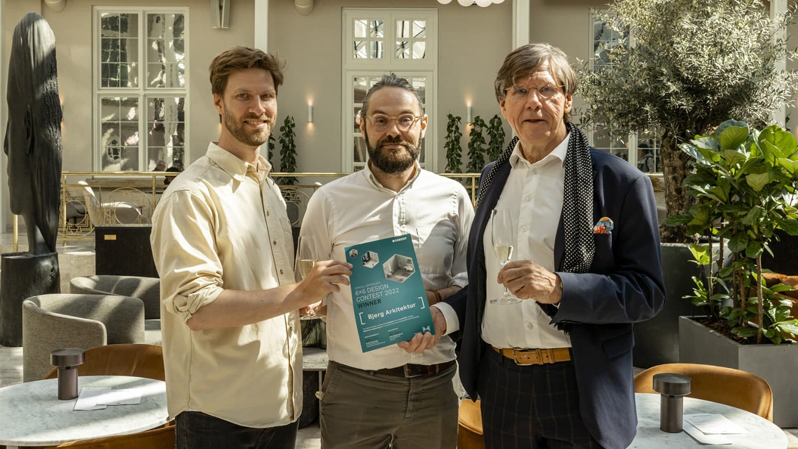 The CEO of Bjerg Arkitektur Kjeld Bjerg (from right) and the architects Carsten Wraae Jensen and Mads Bjerg Nørkjær convinced with the best design (© Wilfred Gachau) The CEO of Bjerg Arkitektur Kjeld Bjerg (from right) and the architects Carsten Wraae Jensen and Mads Bjerg Nørkjær convinced with the best design (© Wilfred Gachau)